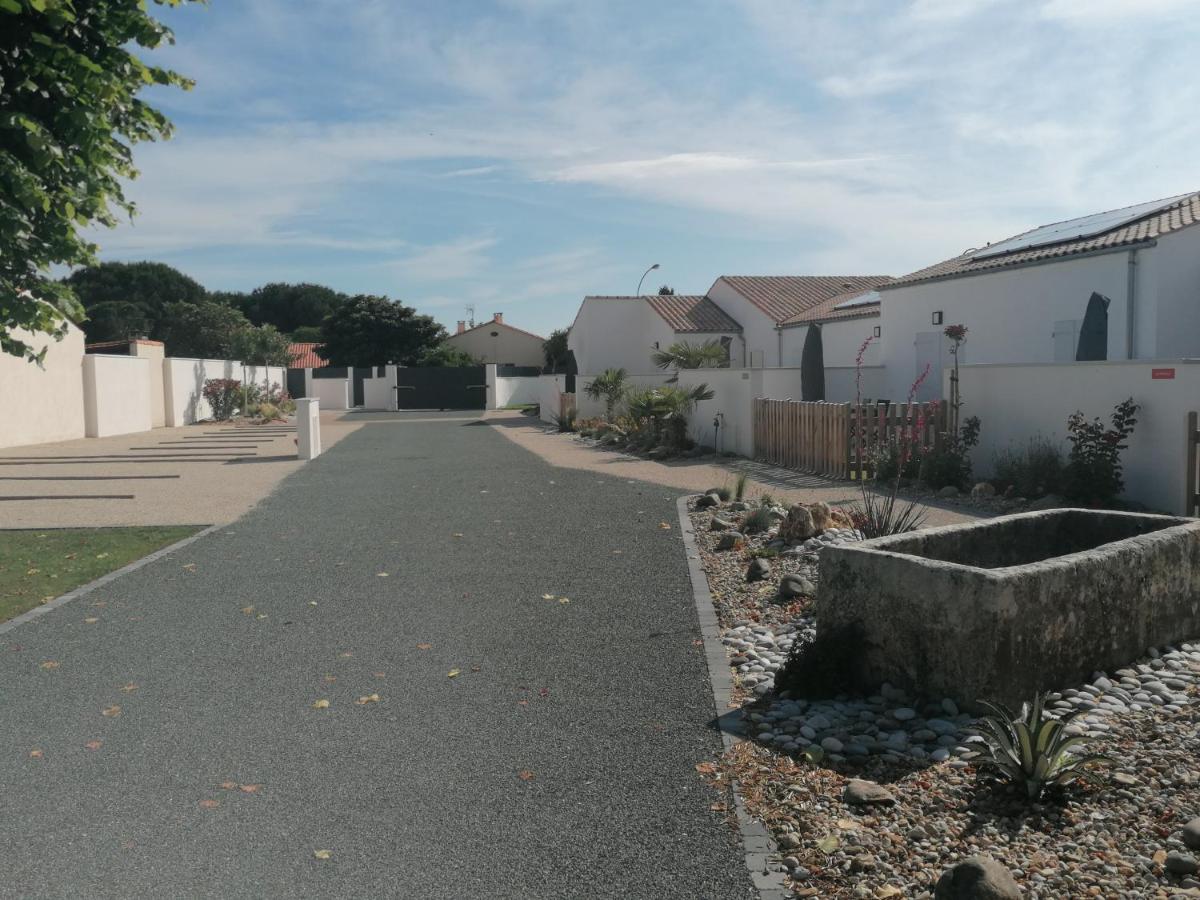 La Corvette Maison Avec Piscine/Parking/Wifi/Plages 5Kms レ・マトゥ エクステリア 写真
